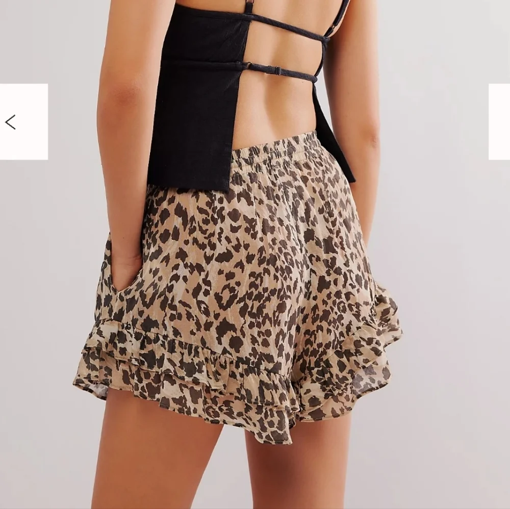 Spell Belle Mare Shorts In Pepper - Picture 4 of 10